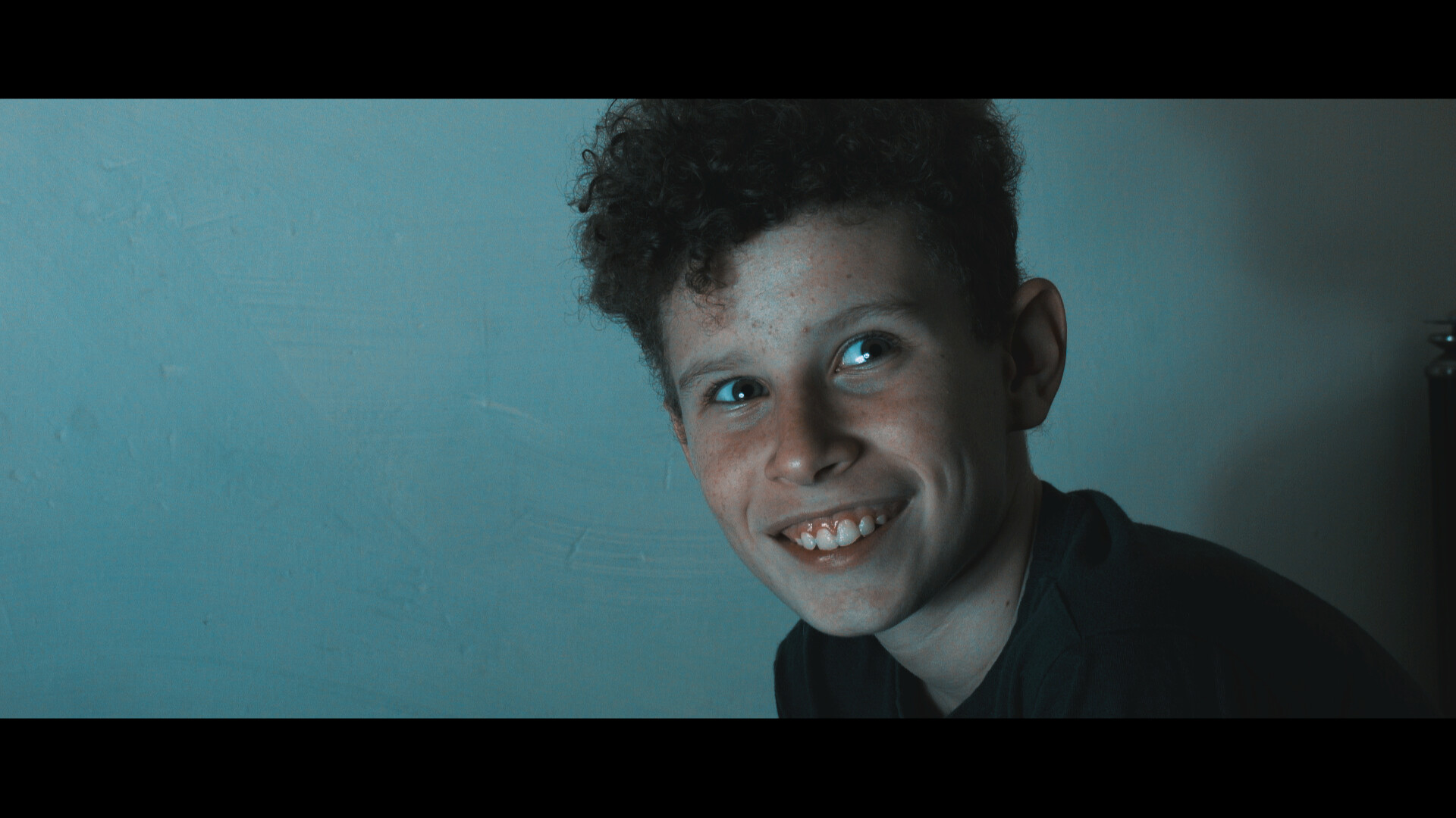 月的黑暗面/The Dark Side of the Moon: An Interactive FMV Thriller-5