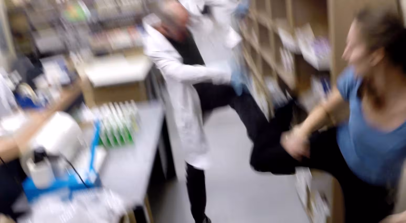 不想死就按X/按X不会死/按X免于一死/Press X to Not Die-6 不想死就按X/按X不会死/按X免于一死/Press X to Not Die-6