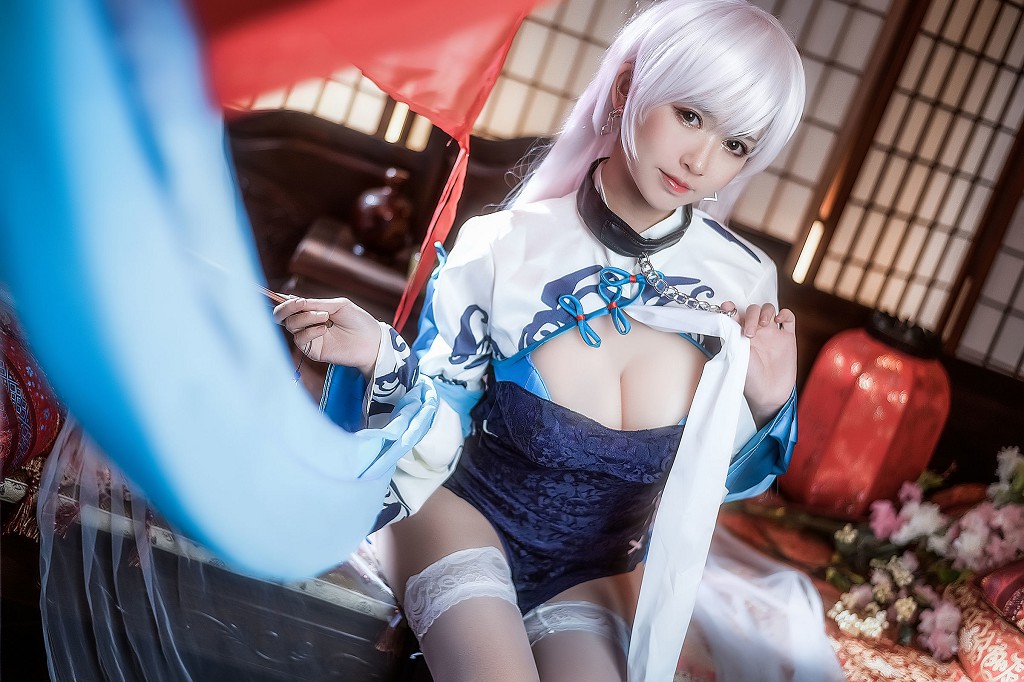 鳗鱼霏儿《碧蓝华裳 贝姐》  [COSPLAY美女] 写真集[11P]（3/11）