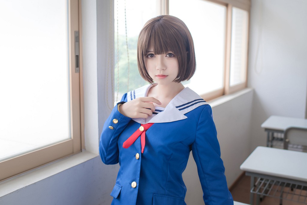 白金Saki 《校服》 [COSPLAY福利] 写真集[29P]（2/29）