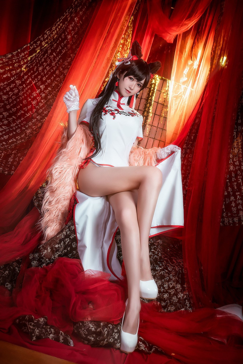 鳗鱼霏儿《碧蓝航线+旗袍+红发魔女》 [Cosplay美女] 写真集[34P]（3/34）