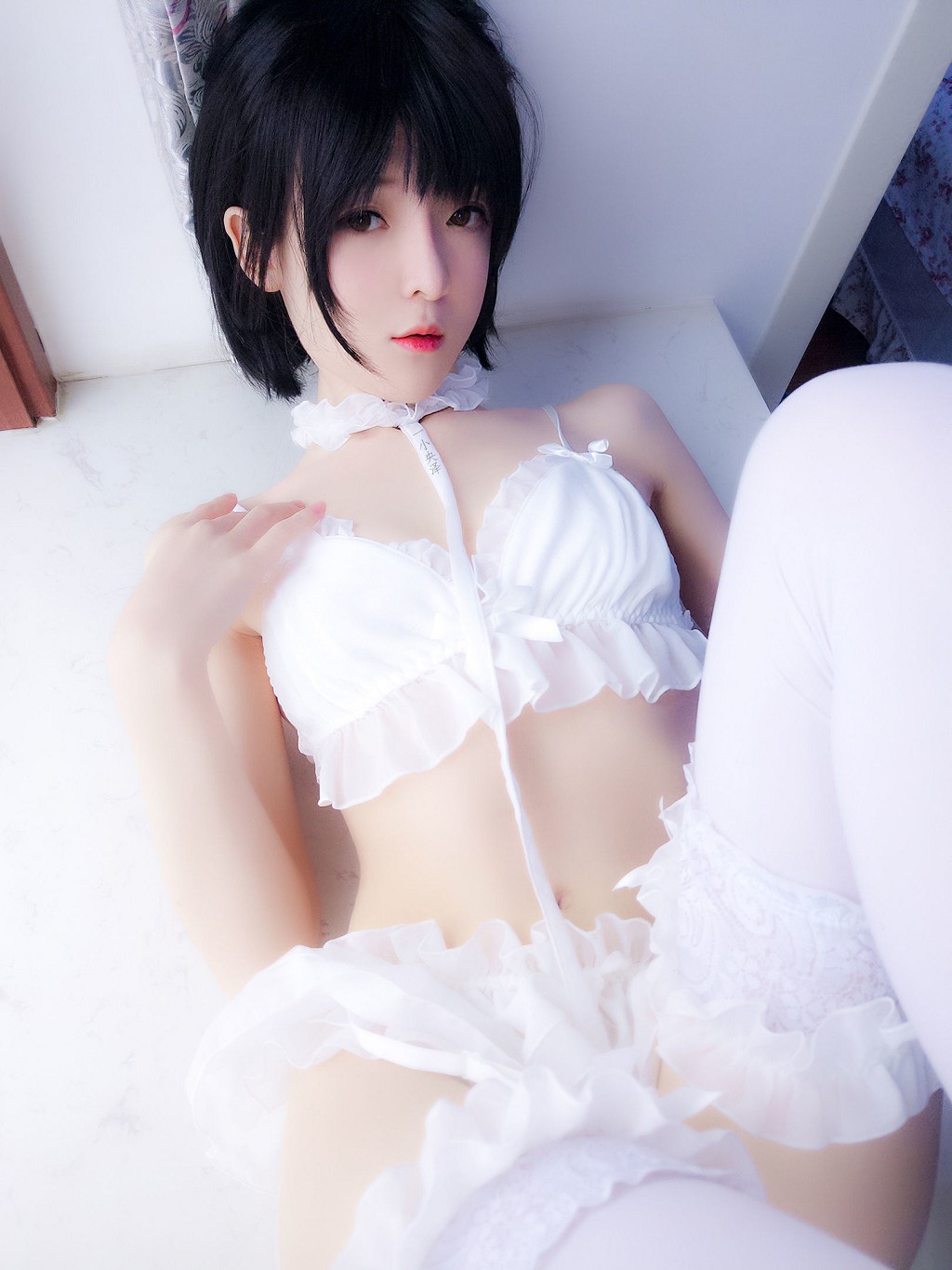 COSER一小央泽《赫提亚斯+黑兔+私摄》 [Cosplay美女] 写真集[41P]（2/41）