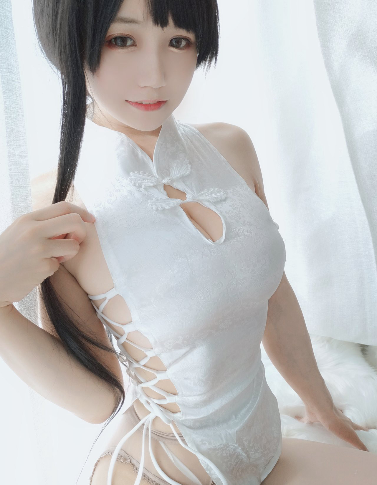 性感旗袍足控福利漫画诱惑COSPLAY白嫩大尺度（1/10）