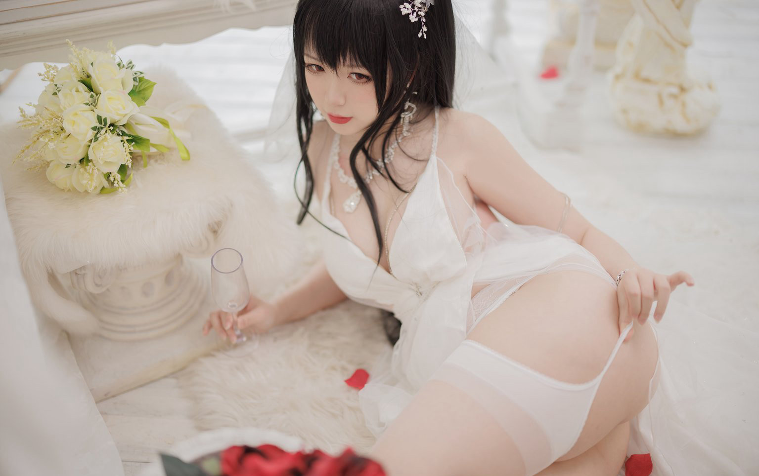 落樱酱白丝玉足丰满大胸高清cosplay嫩白美女大尺度（2/13）