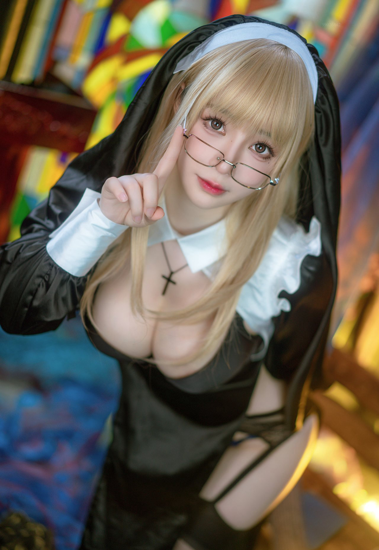 cosplay大胸丁字裤黑丝美臀性感大尺度动漫美女（2/25）