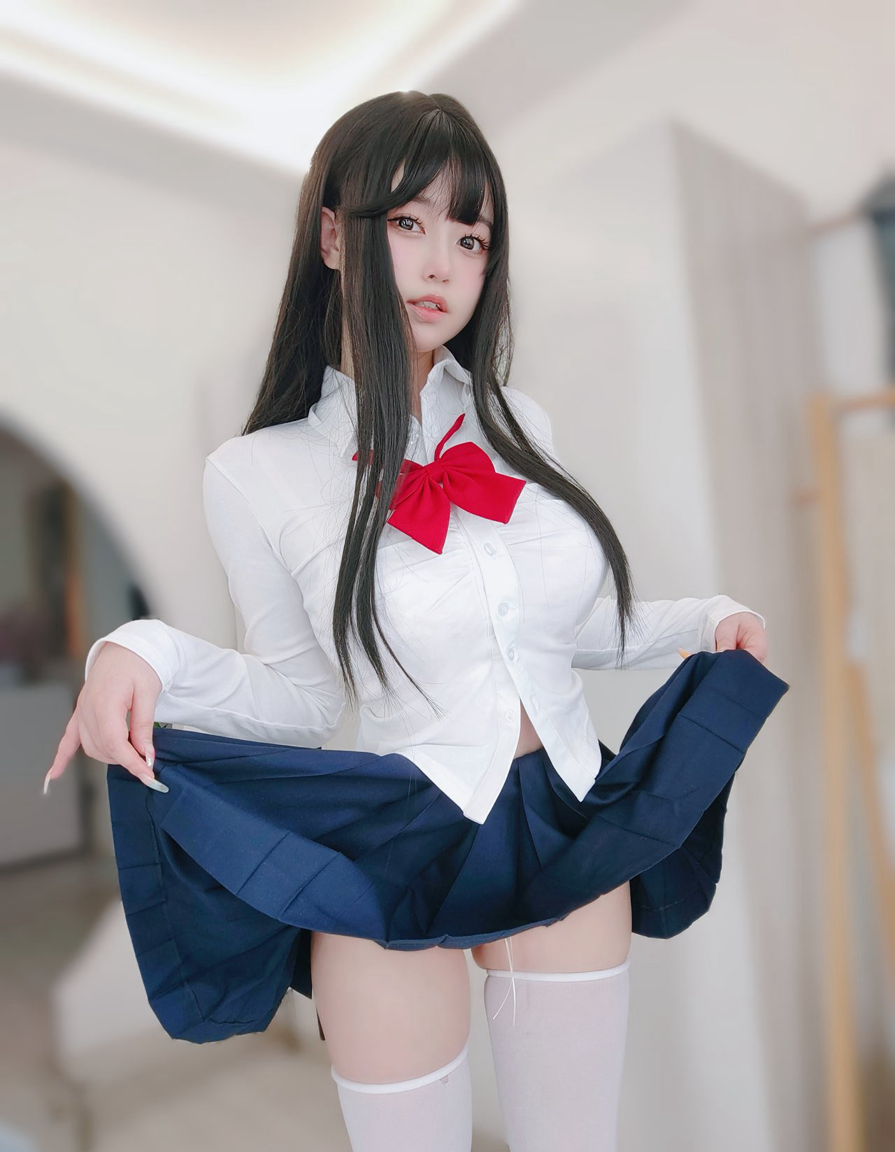 丰满白嫩cosplay美女JK制服性感短裙白丝美腿丝袜（2/18）