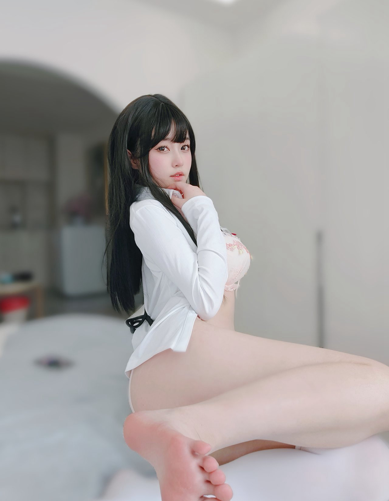 丰满白嫩cosplay美女JK制服性感短裙白丝美腿丝袜（4/18）